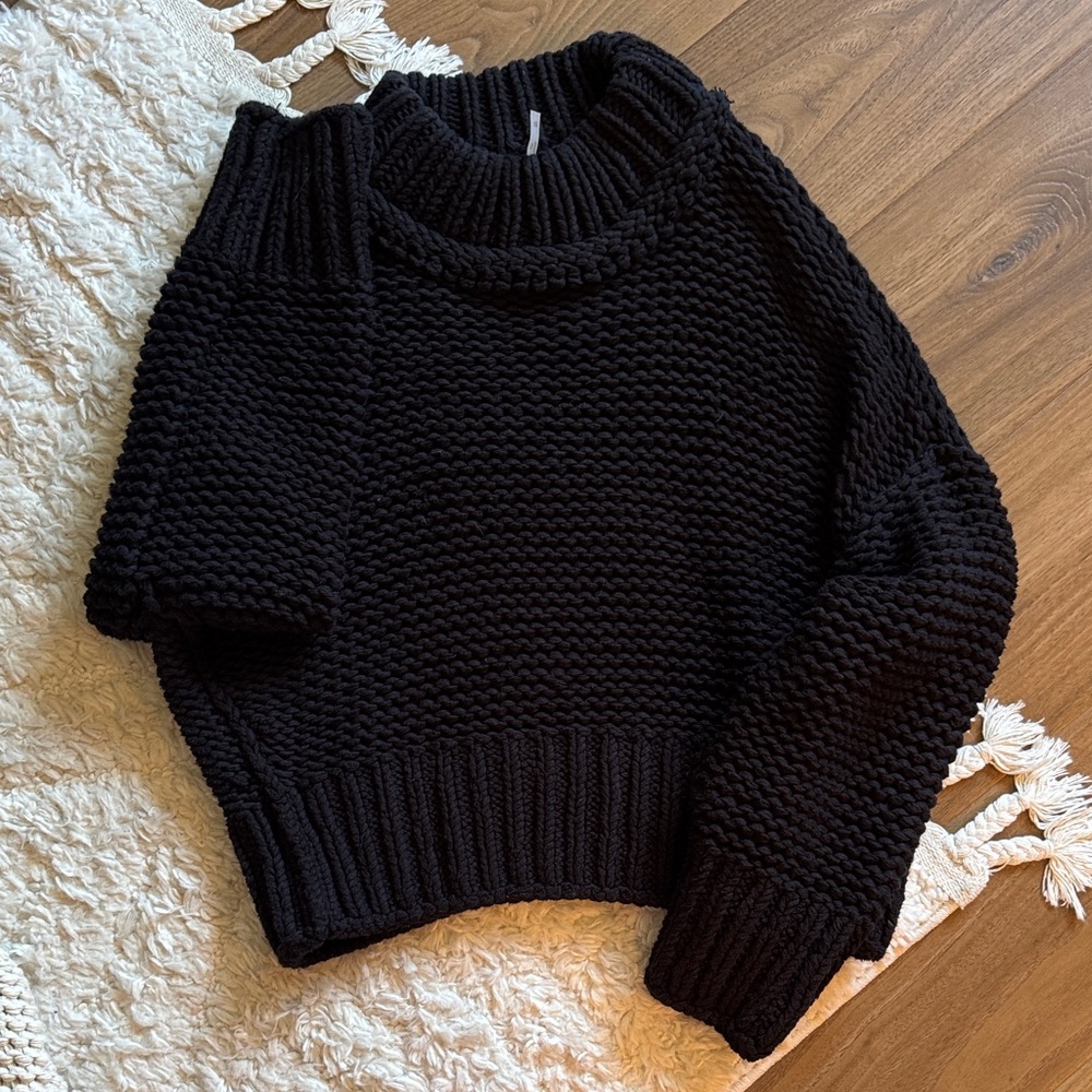 Free People My only Sunshine Sweater - M